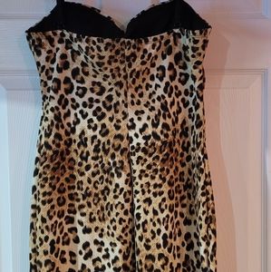 Classy Animal Print comfy Dress. Xl.